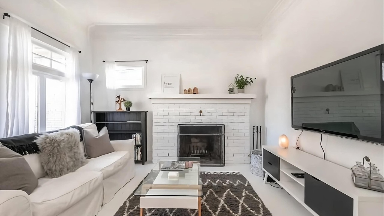 Photo of Livingroom in Sullivan's Gulch