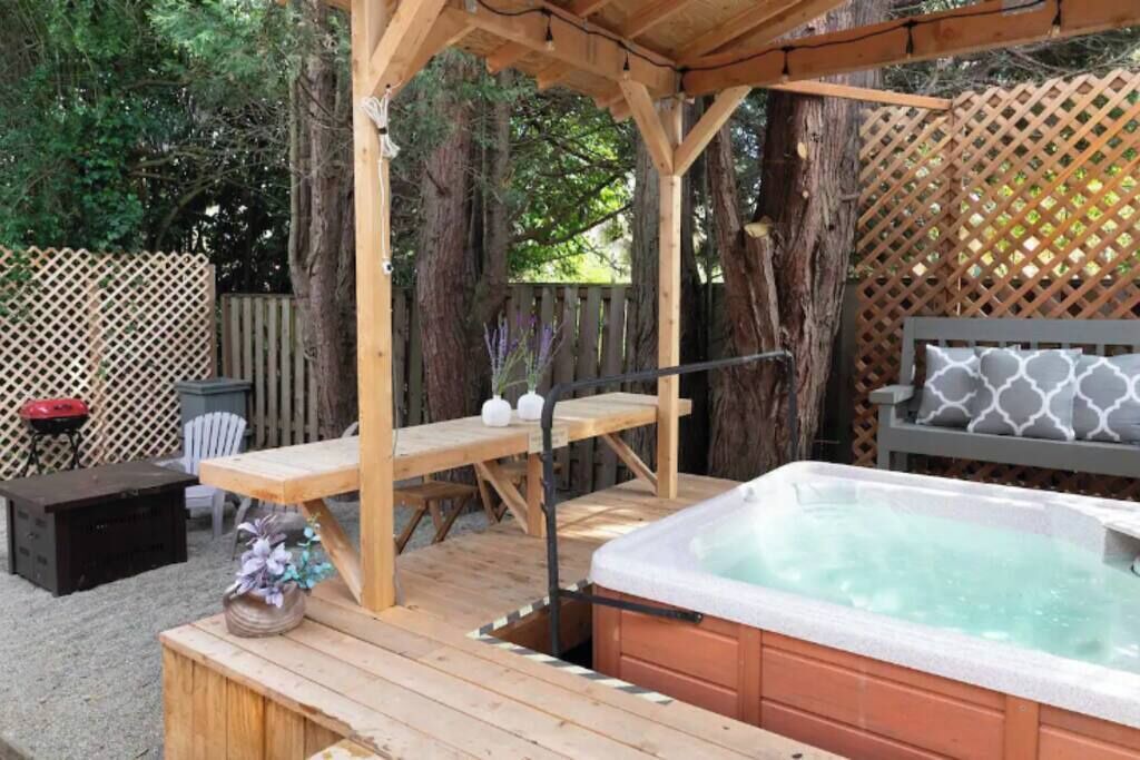 Photo of Patio Balcony in Sullivan's Gulch