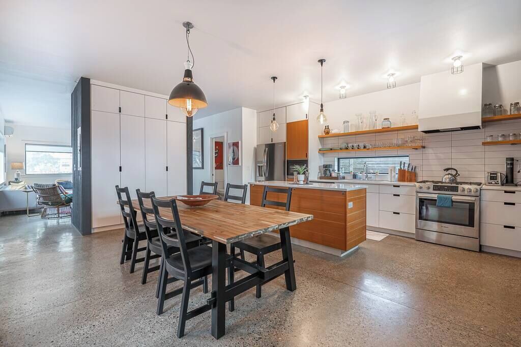 Photo of Others in Vernon