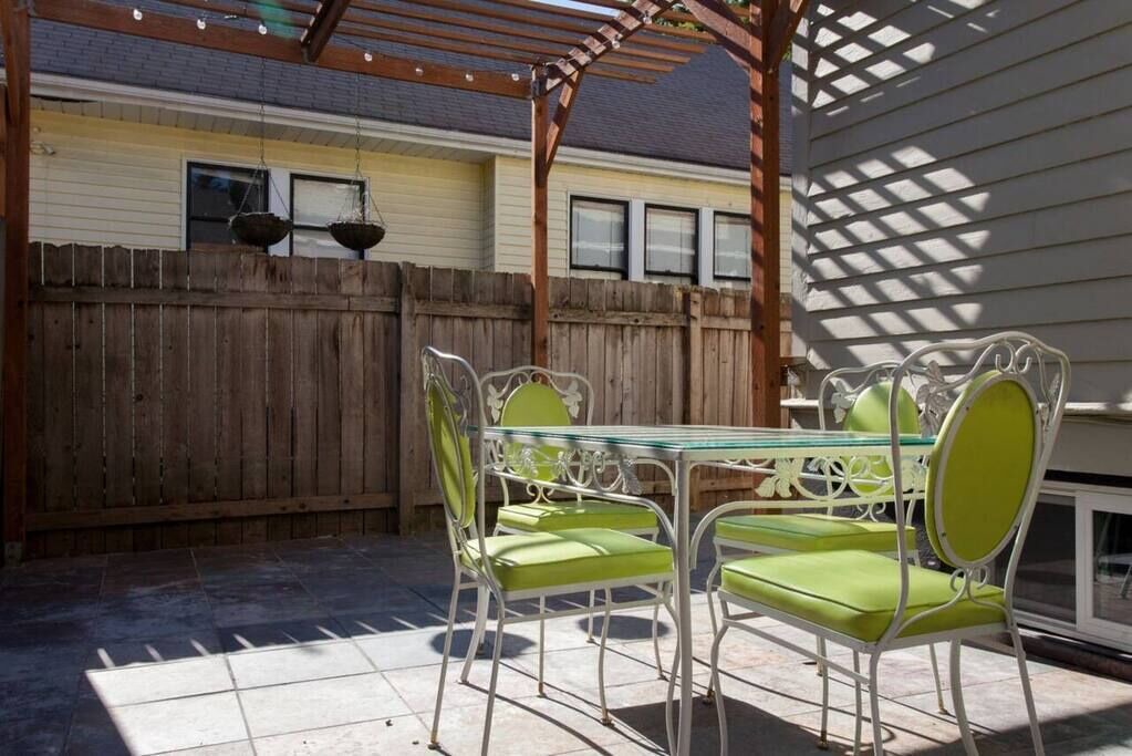 Photo of Outdoor in Sunnyside