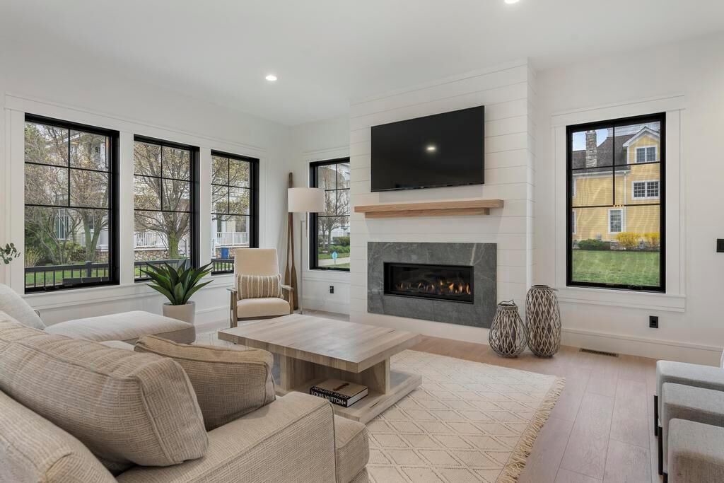 Photo of Livingroom in Bay Harbor