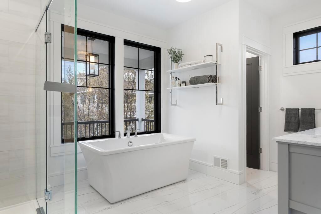 Photo of Bathroom in Bay Harbor