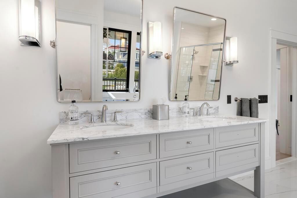 Photo of Bathroom in Bay Harbor