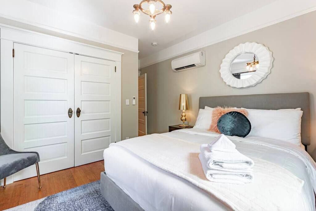 Photo of Bedroom in Nob Hill