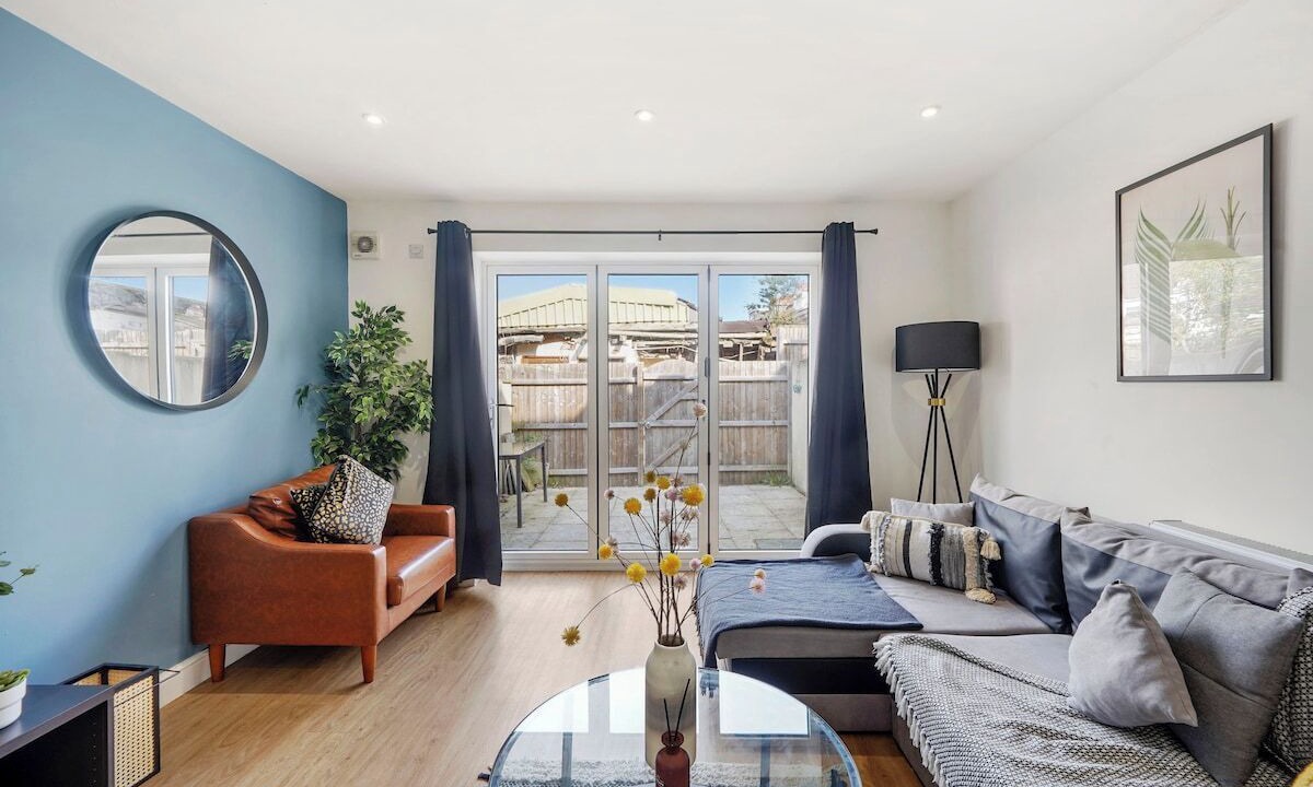 Photo of Livingroom in Staple Hill