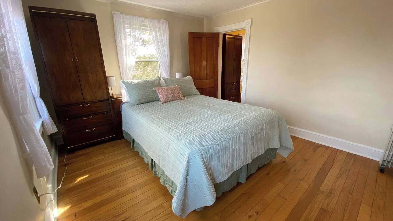 Photo of Bedroom in Cherrydale