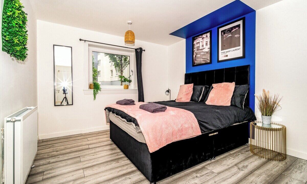 Photo of Bedroom in Greenock