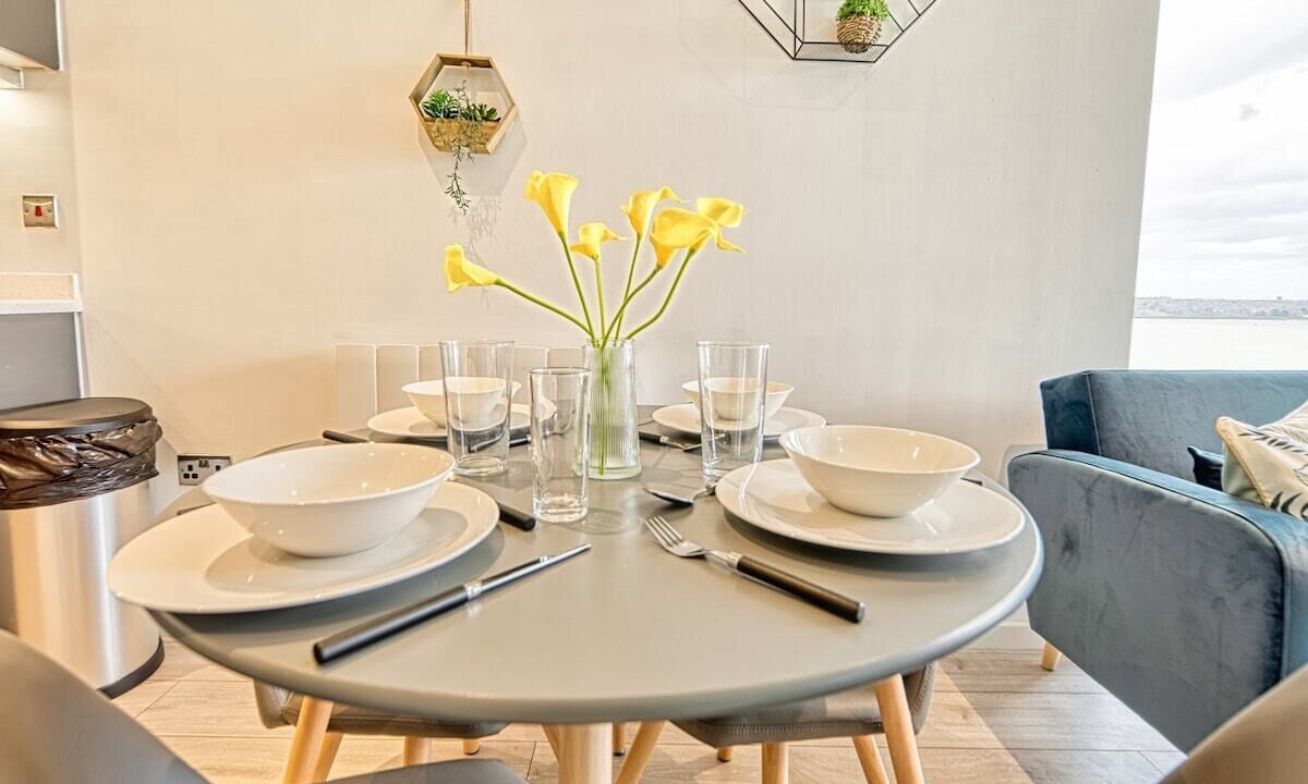 Photo of Others in Vauxhall