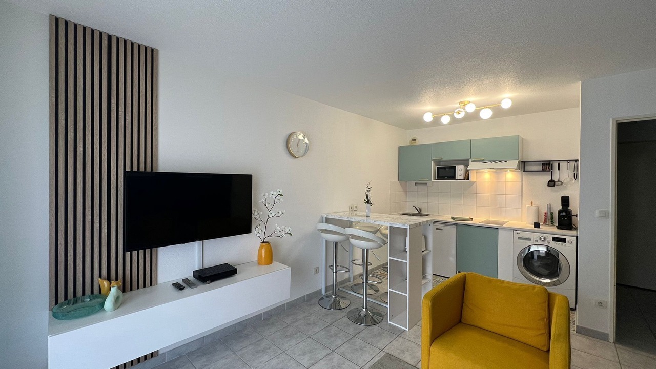 Photo of Others in Touques