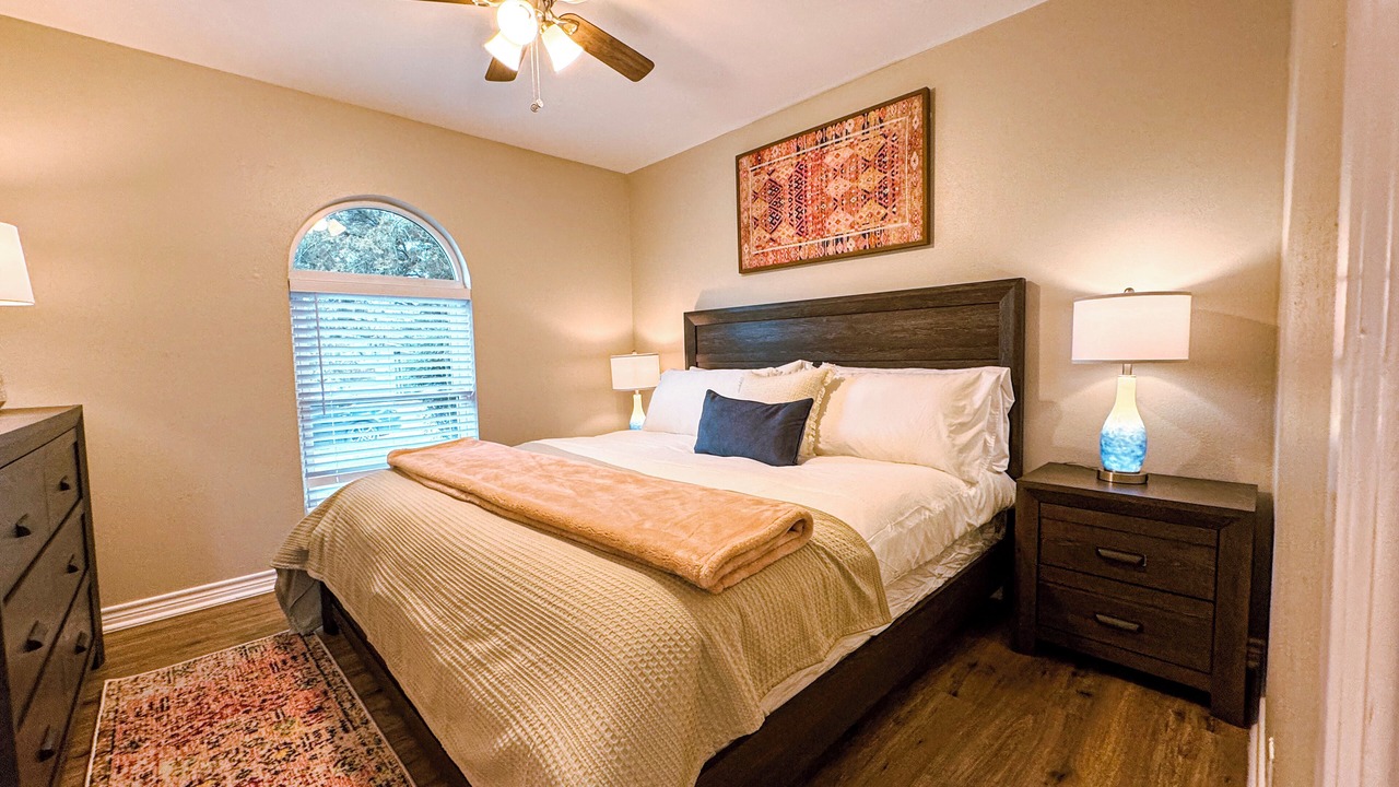 Photo of Bedroom in Northeast Carrollton