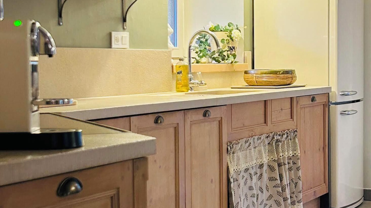 Photo of Kitchen in Guyans-Durnes