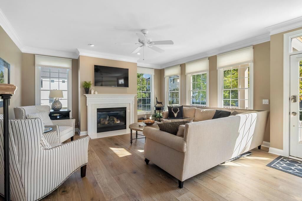 Photo of Livingroom in Bay Harbor