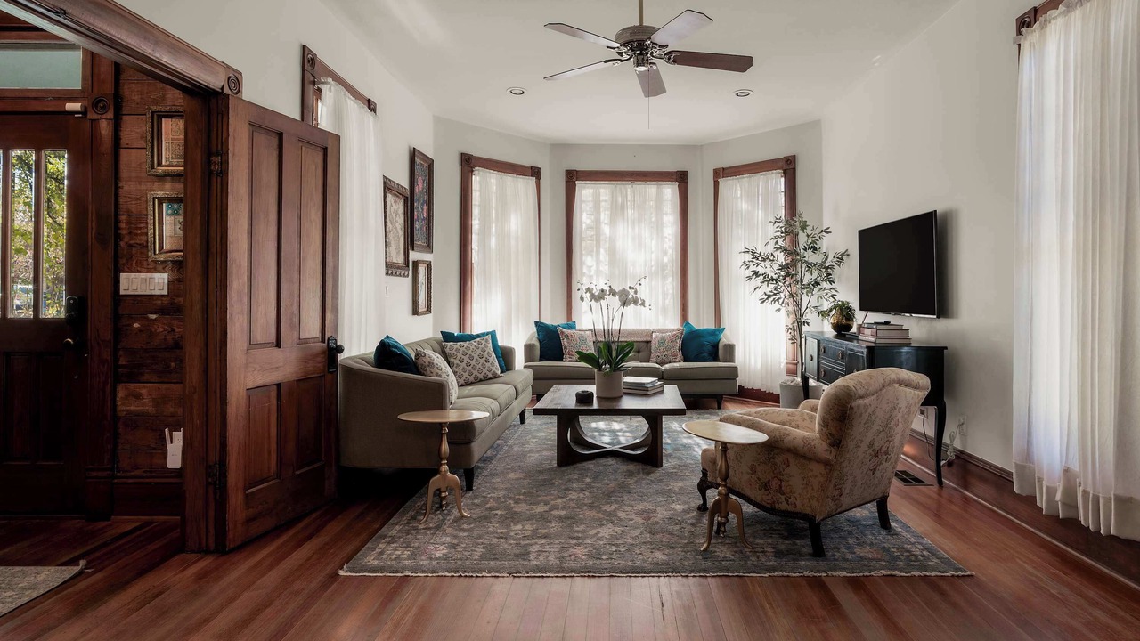 Photo of Livingroom in Clarksville
