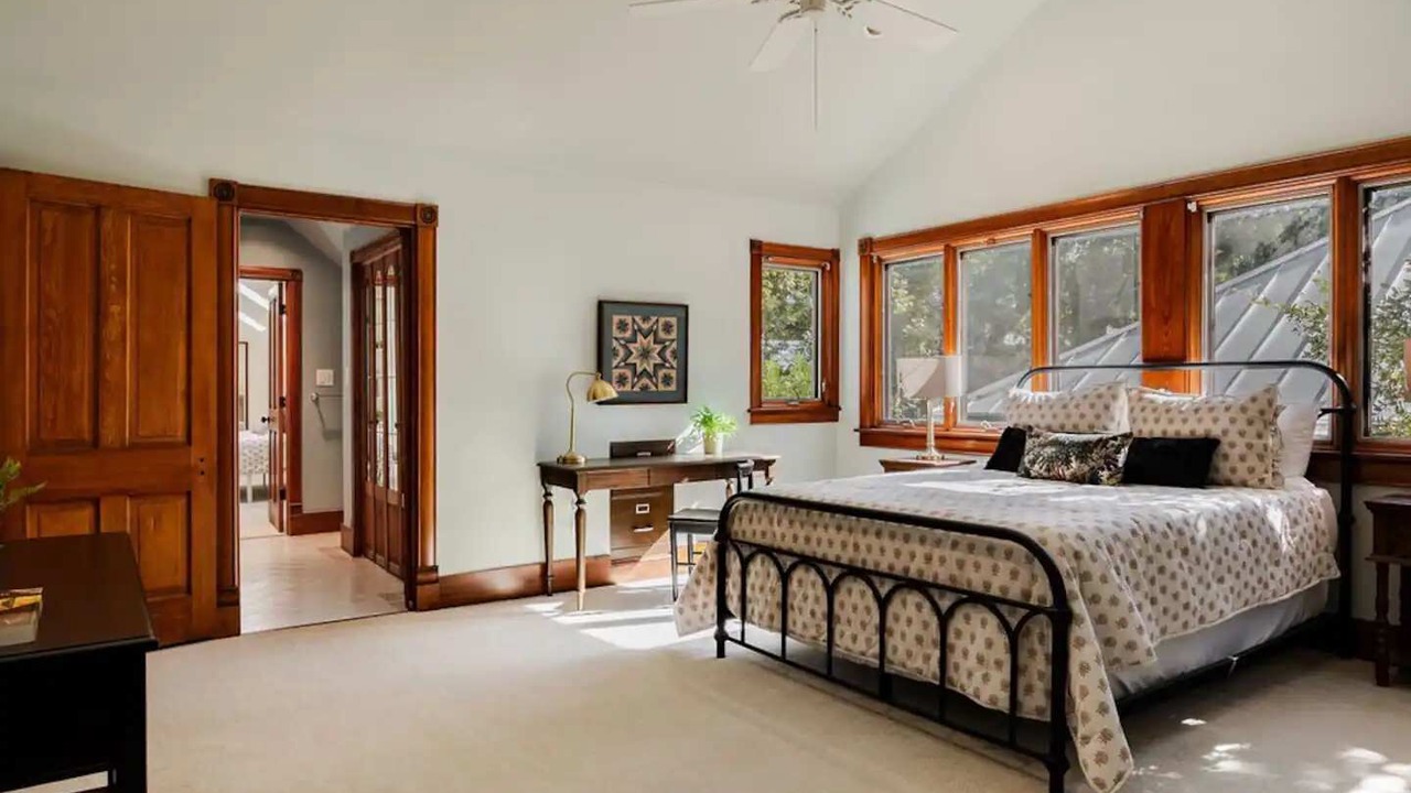 Photo of Bedroom in Clarksville