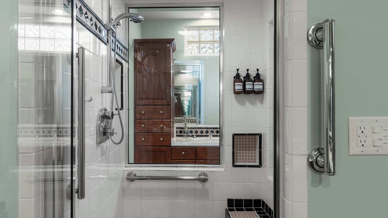 Photo of Bathroom in Clarksville