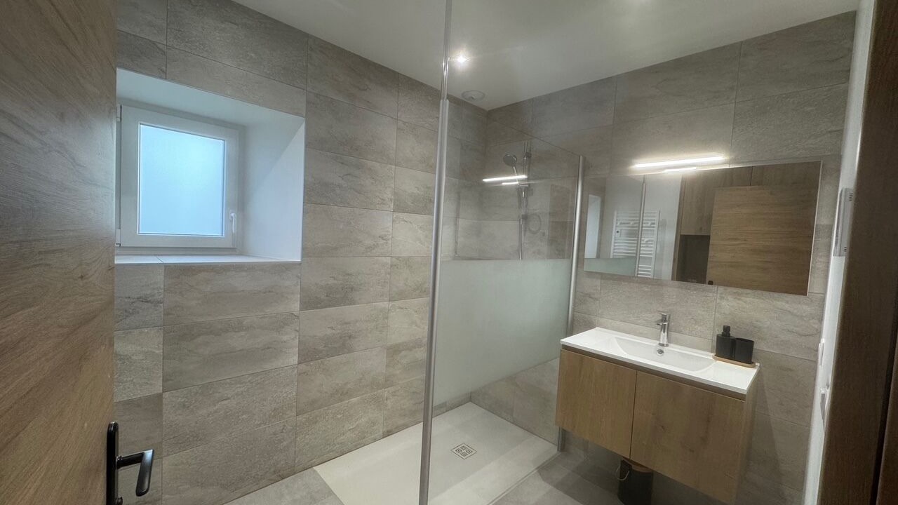 Photo of Bathroom in Saint-Genix-sur-Guiers