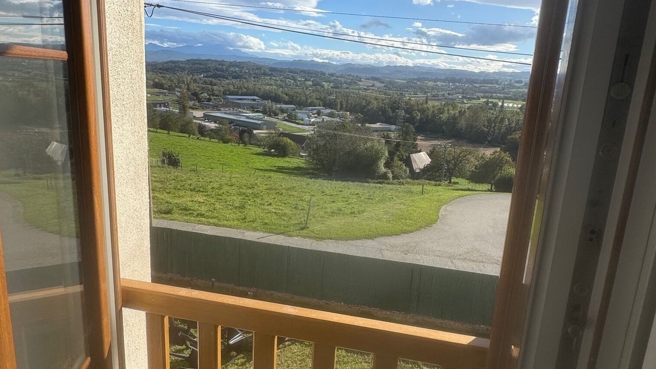 Photo of Others in Saint-Genix-sur-Guiers