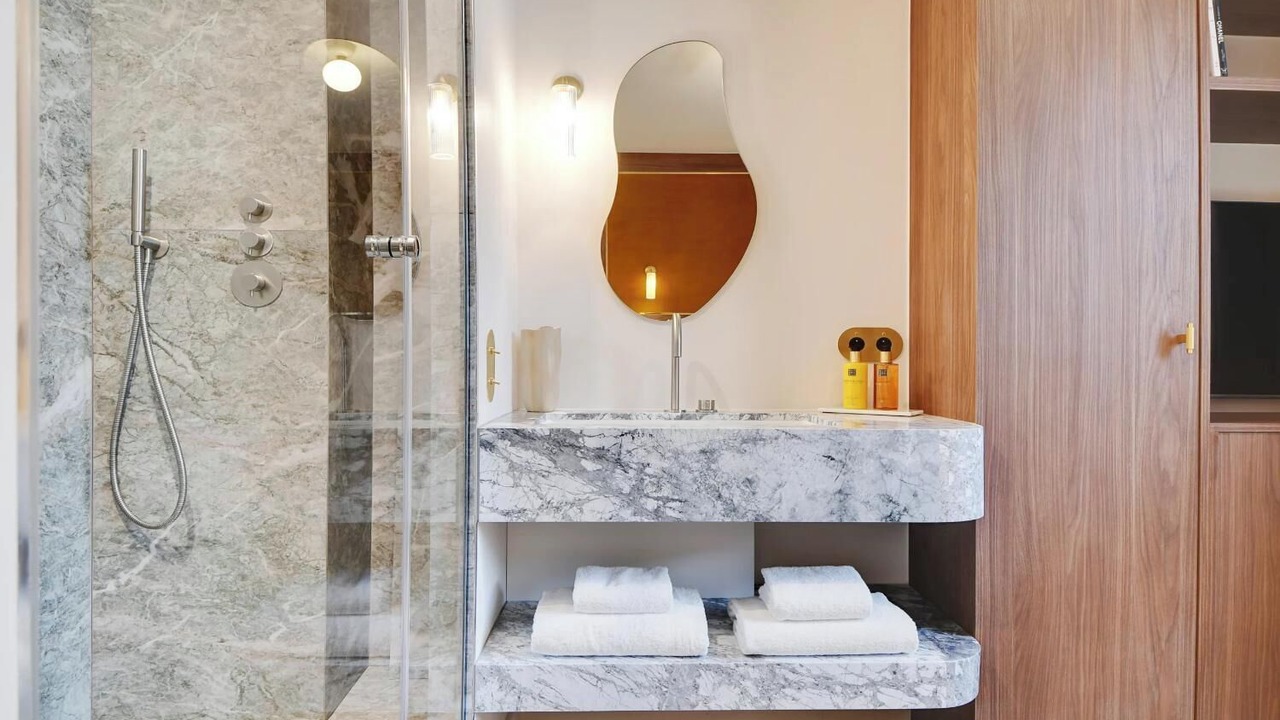Photo of Bathroom in Odeon