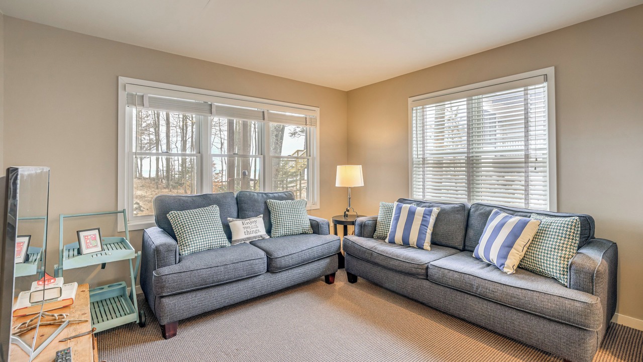 Photo of Livingroom in Manistee
