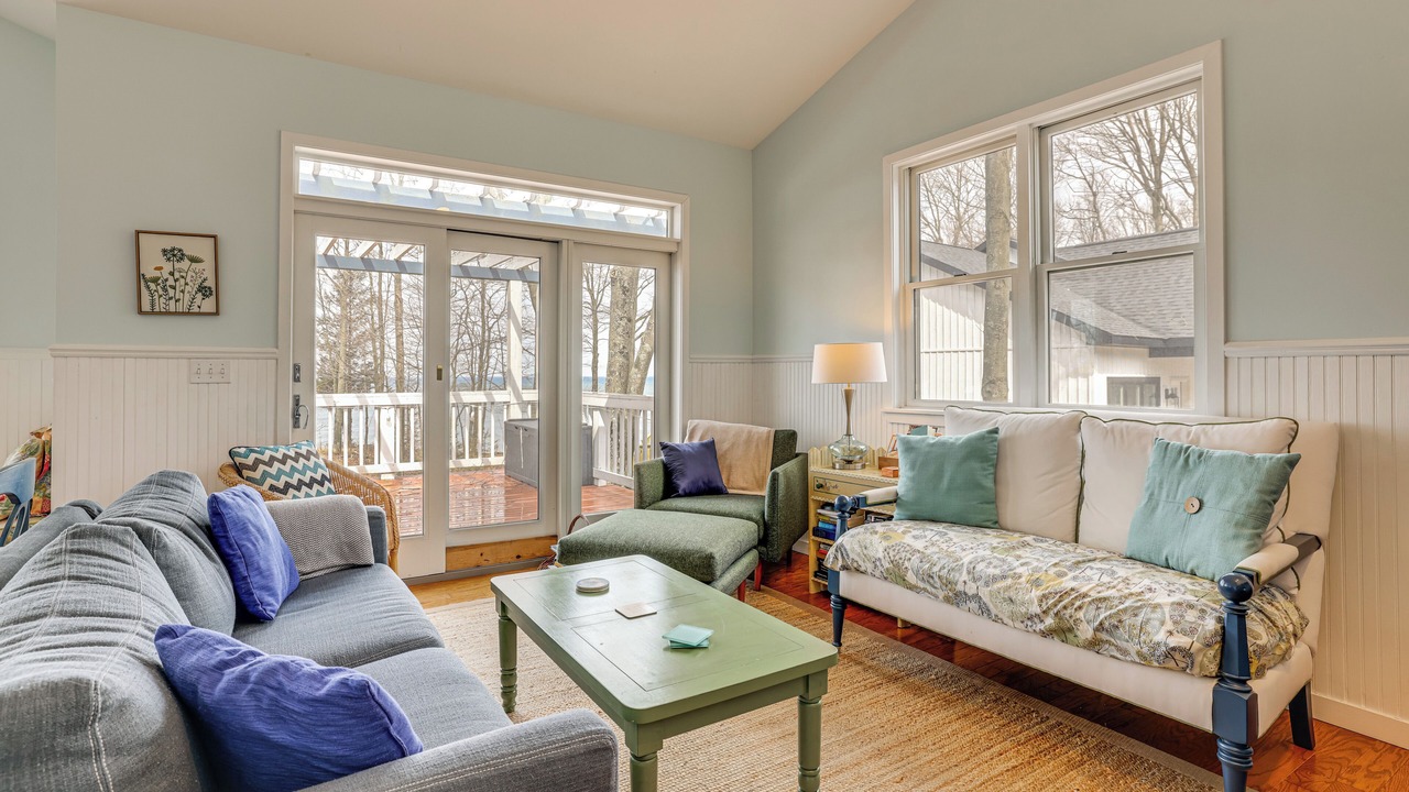 Photo of Livingroom in Manistee