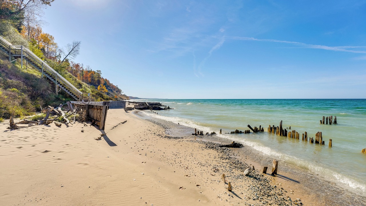 Photo of Others in Manistee