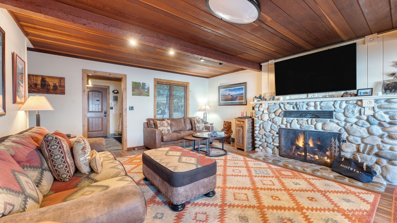 Photo of Livingroom in Homewood