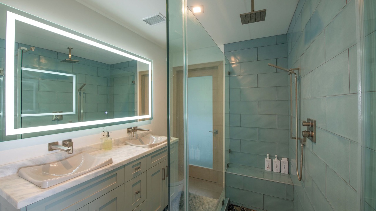 Photo of Bathroom in Malibu