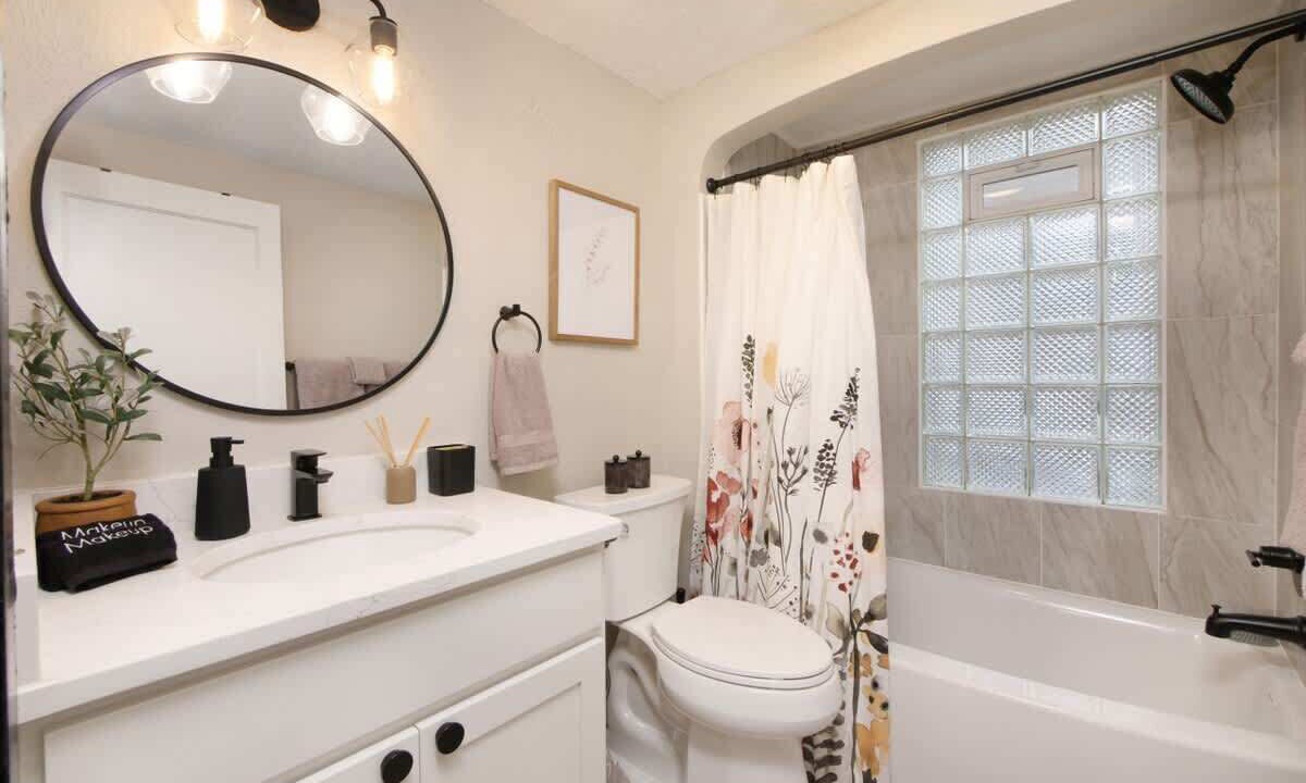 Photo of Others in Medina