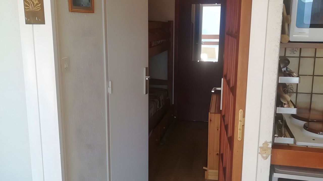 Photo of Others in Auris