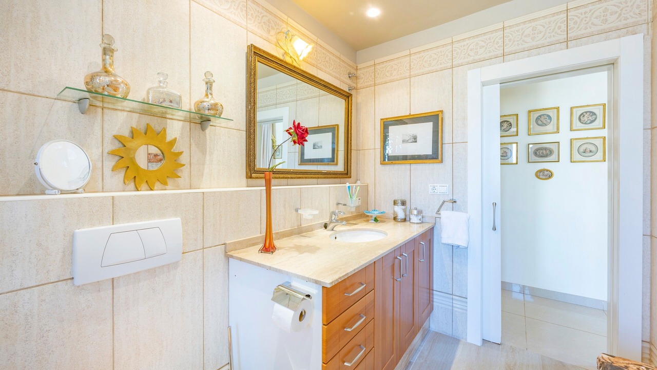 Photo of Bathroom in L'Alfas del Pi