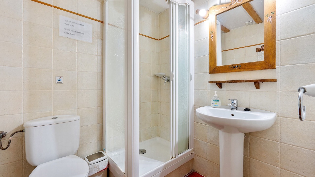 Photo of Bathroom in Masdenverge