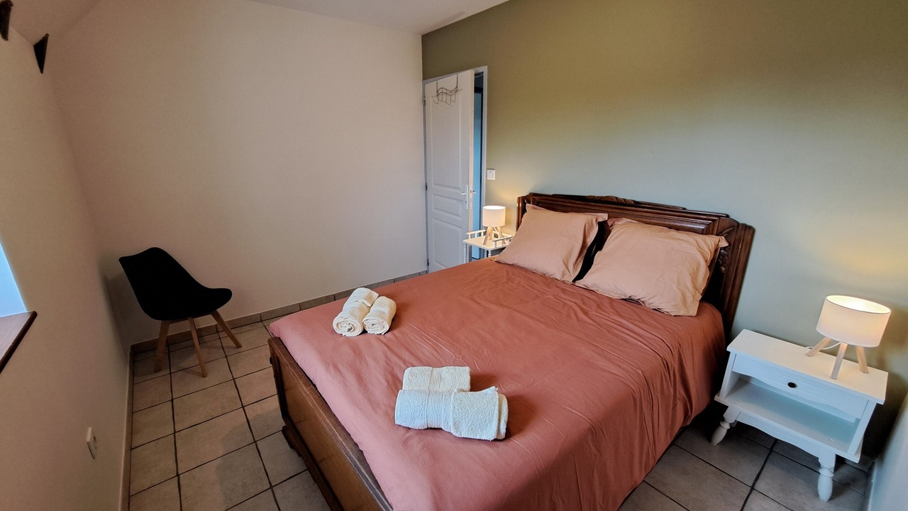 Photo of Bedroom in Almont-les-Junies
