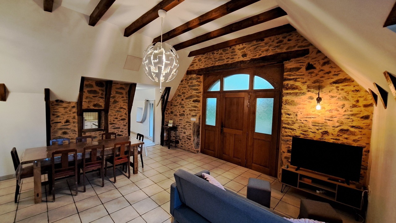 Photo of Livingroom in Almont-les-Junies