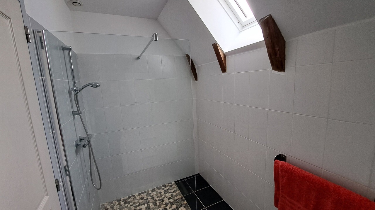 Photo of Bathroom in Almont-les-Junies