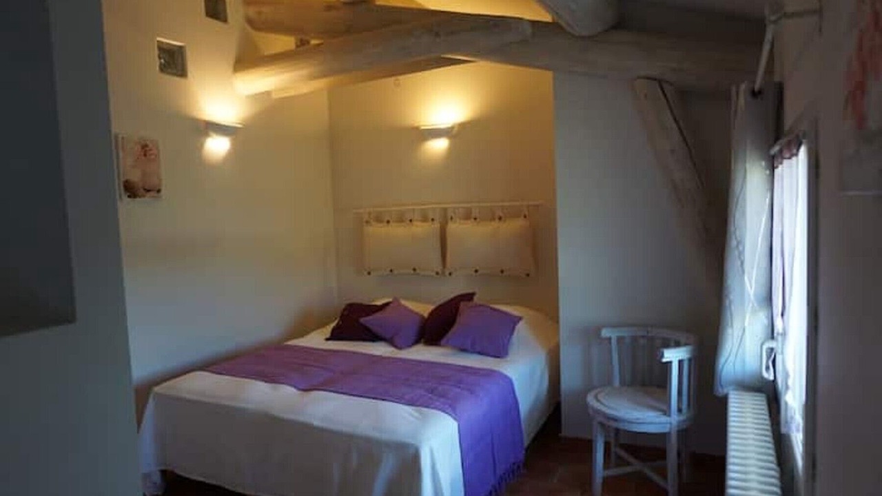 Photo of Bedroom in Simiane-la-Rotonde