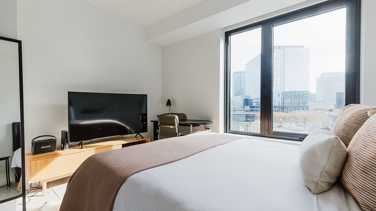 Photo of Bedroom in Seaport District