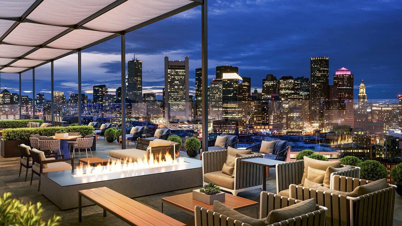 Photo of Patio Balcony in Seaport District