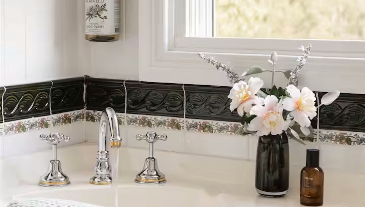 Photo of Bathroom in Paynes Crossing