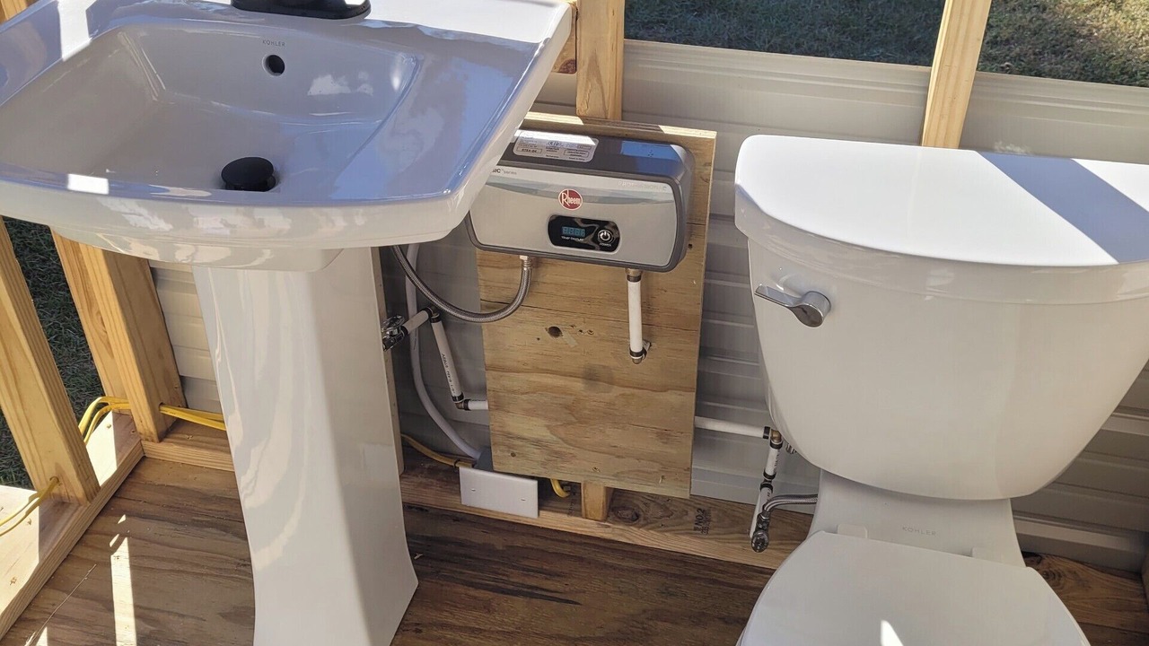 Photo of Bathroom in Eufaula
