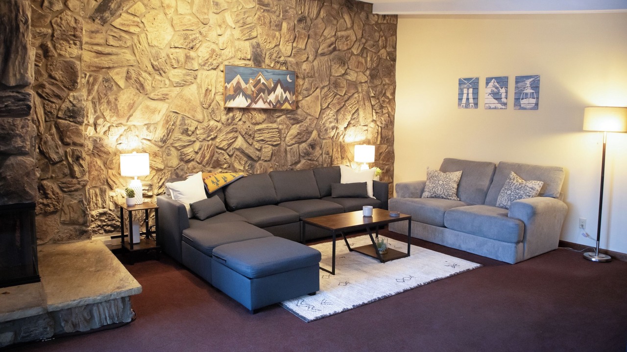 Photo of Livingroom in Dillon
