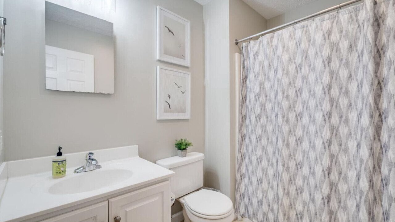Photo of Bathroom in Chestnut Springs