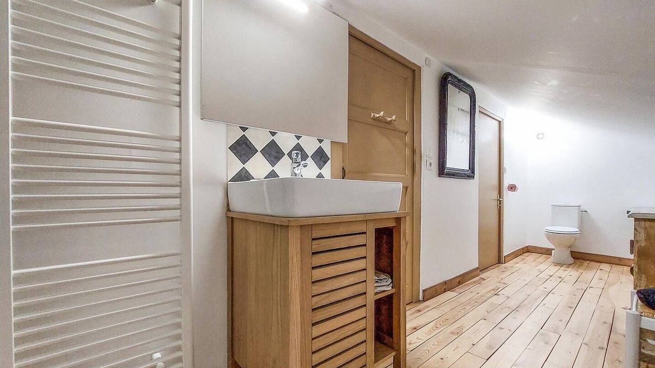 Photo of Bathroom in Rozier-Cotes-d'Aurec