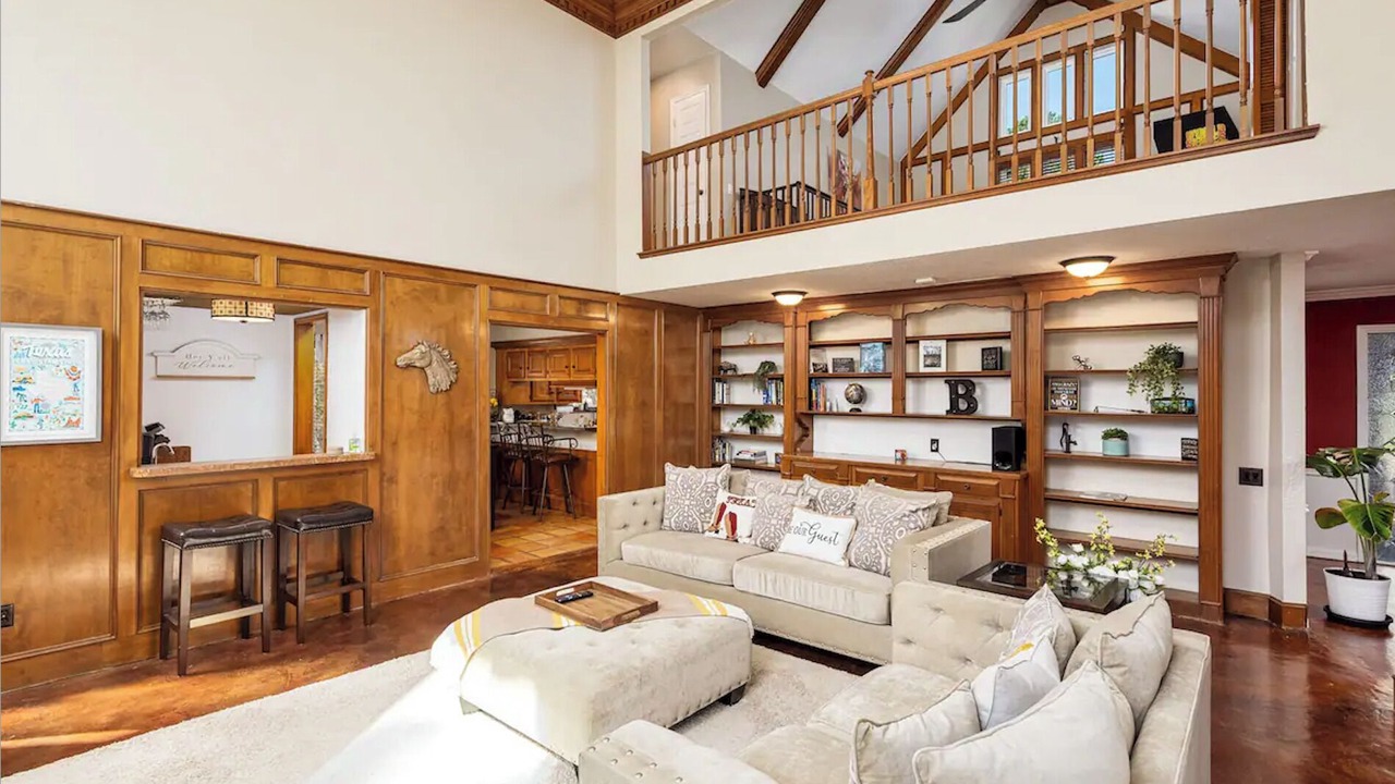 Photo of Livingroom in Houston