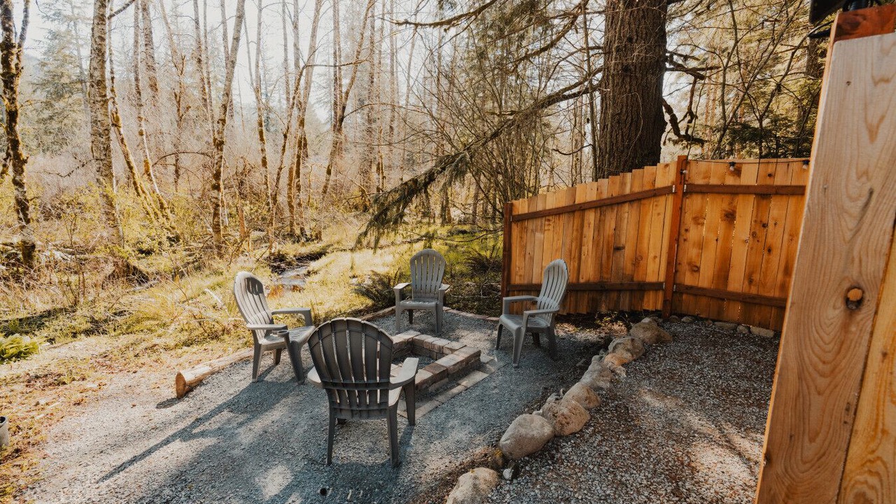 Photo of Others in Paradise Estates