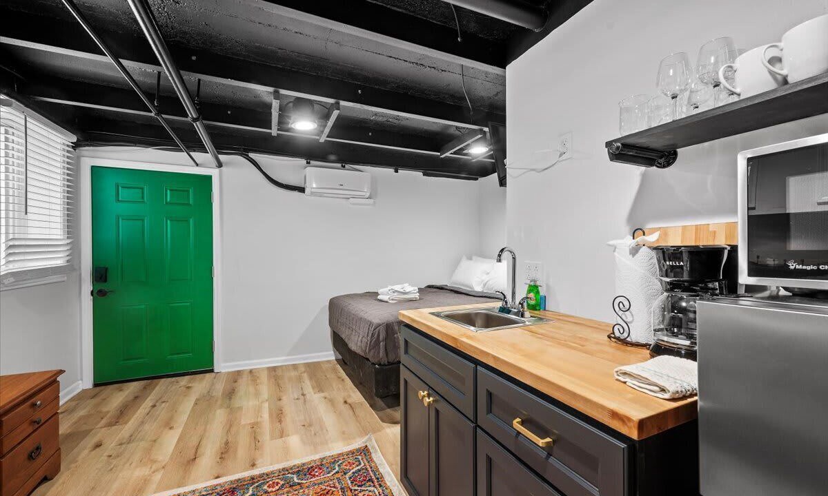 Photo of Bedroom in Shadyside