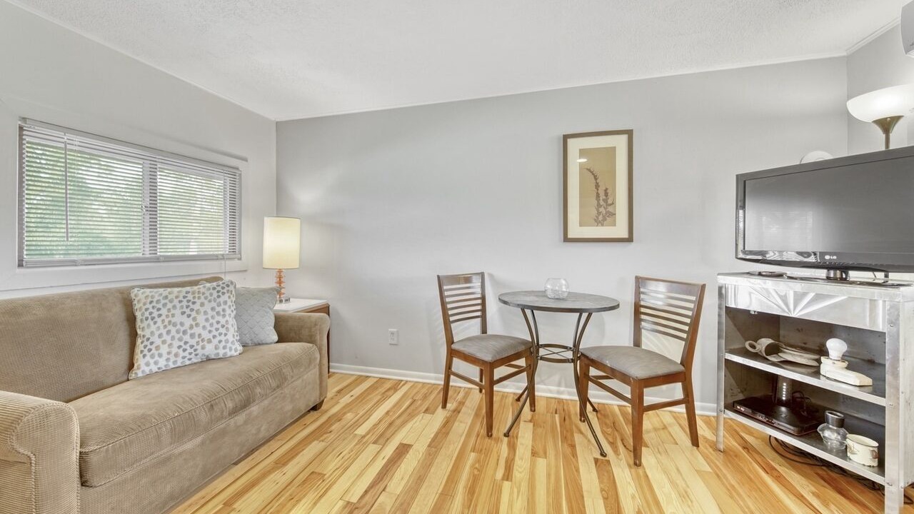 Photo of Livingroom in Fennville