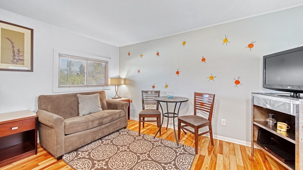Photo of Livingroom in Fennville
