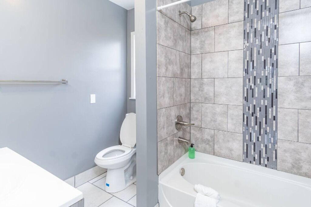Photo of Bathroom in Smoketown Jackson