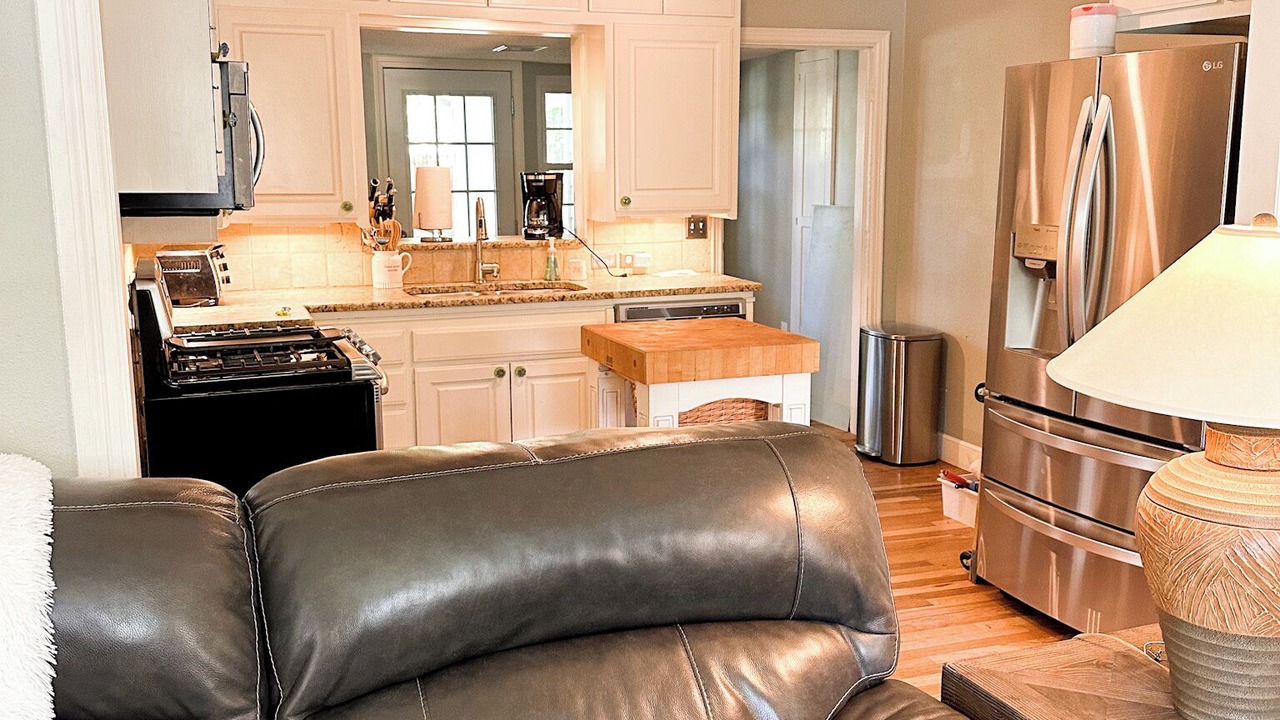 Photo of Livingroom in Tech Terrace