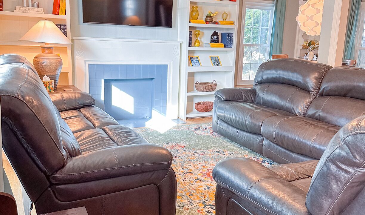 Photo of Livingroom in Tech Terrace